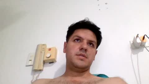 cristopher3042 online show from July 17, 3:57 am