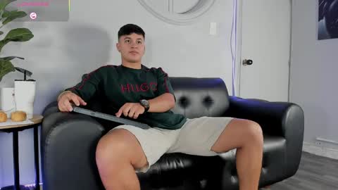 Cristopher online show from April 12, 1:34 pm