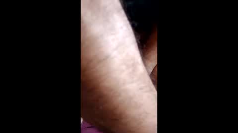 crlsvngonzalez online show from April 16, 9:15 pm