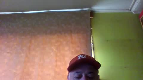 crmperez online show from November 11, 6:57 pm