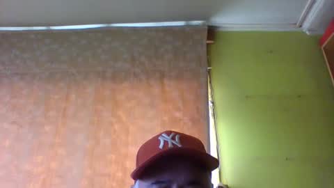 crmperez online show from December 4, 7:10 pm