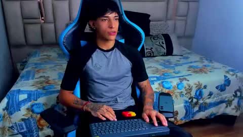 Croy online show from March 10, 8:37 pm