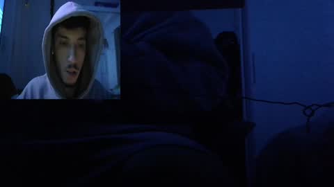 cruzxx69 online show from May 11, 2:02 am