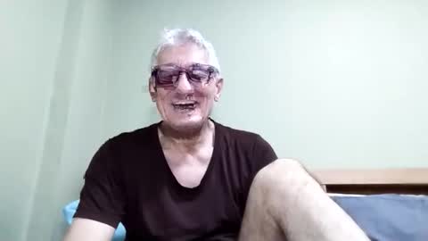 BIG UNCUT HARD COCK online show from October 18, 11:26 am