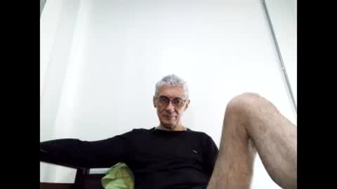 BIG UNCUT HARD COCK online show from December 25, 2:56 pm