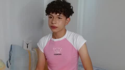 Cuddly online show from January 22, 6:10 pm