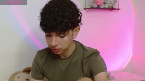 Cuddly online show from February 22, 1:01 pm