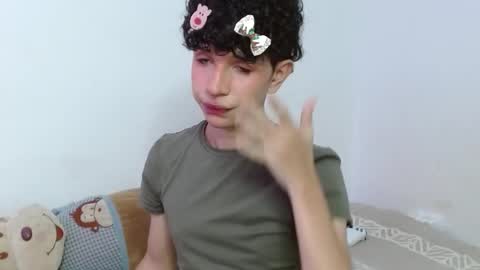 Cuddly online show from December 21, 5:48 am