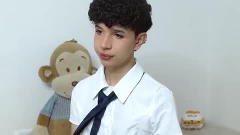 Cuddly online show from September 13, 9:32 am