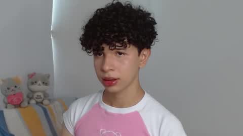 Cuddly online show from December 26, 5:30 pm