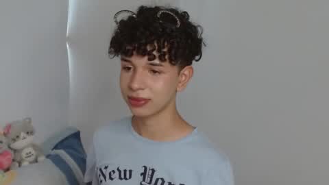 Cuddly online show from January 17, 5:20 pm