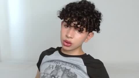 Cuddly online show from February 20, 4:03 pm