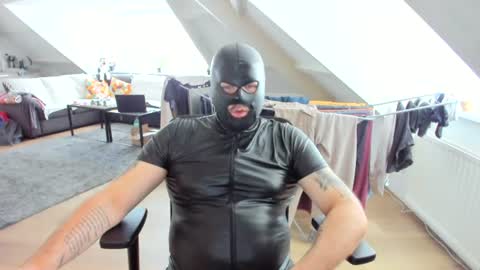 MaskedMasturbator online show from August 1, 12:48 pm
