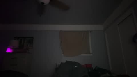 Snapshot of cumking51 chatting on February 6, 4:21 am ConCon online show from February 6, 4:21 am