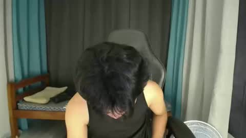 cummingyu online show from November 19, 5:02 pm