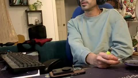 curiousgenie online show from December 5, 7:43 pm