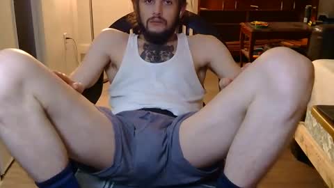 Snapshot of curiouss25 chatting on October 19, 7:22 am curiouss25 online show from October 19, 7:22 am