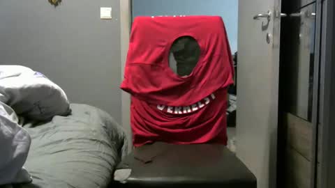 curlyfurly online show from December 4, 6:53 am