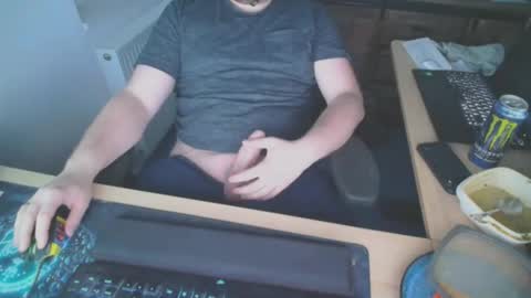 currycake online show from February 11, 8:58 pm