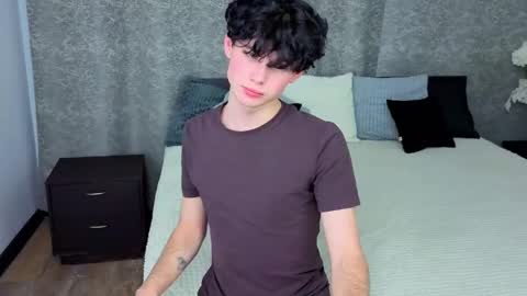 Mike online show from November 11, 8:03 pm