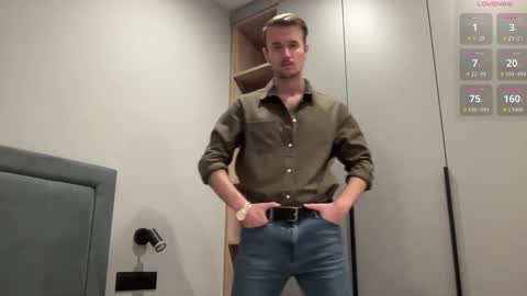 cute_skywalker online show from October 2, 4:22 pm