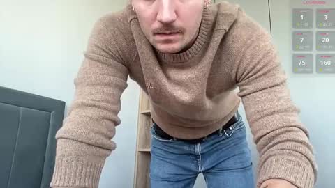 cute_skywalker online show from September 30, 9:35 am