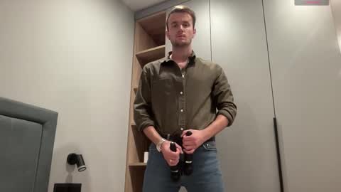 cute_skywalker online show from September 13, 6:31 pm