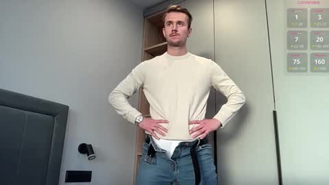 cute_skywalker online show from September 18, 3:14 pm