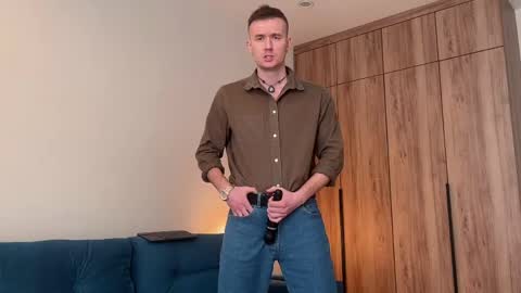 cute_skywalker online show from April 14, 8:03 am