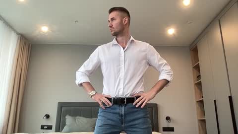 cute_skywalker online show from October 15, 7:05 am