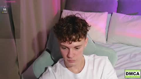 Thomas -  online show from December 15, 9:01 pm