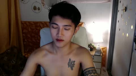 Snapshot of cuteasiancock98 chatting on February 25, 6:25 am Steph online show from February 25, 6:25 am