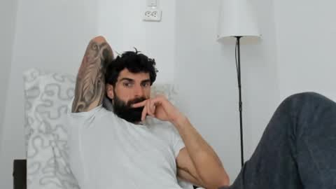 cuteeboy online show from March 16, 7:56 am