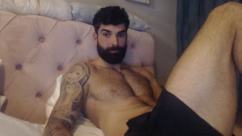 cuteeboy online show from January 28, 5:14 pm