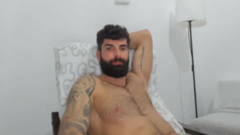 cuteeboy online show from March 10, 7:07 pm