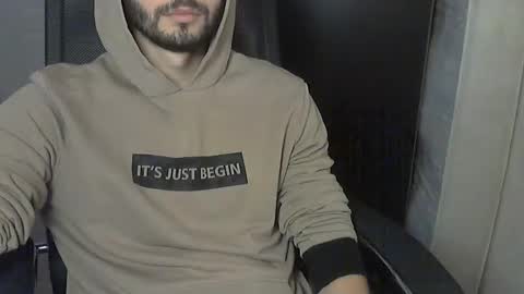 Dolce online show from November 2, 9:46 am