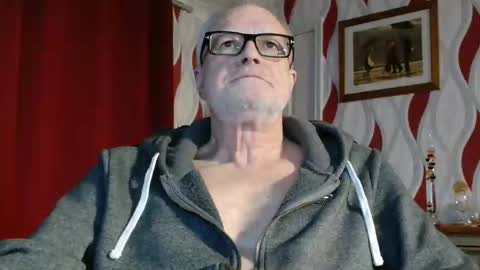 Brian ... online show from March 26, 9:19 pm