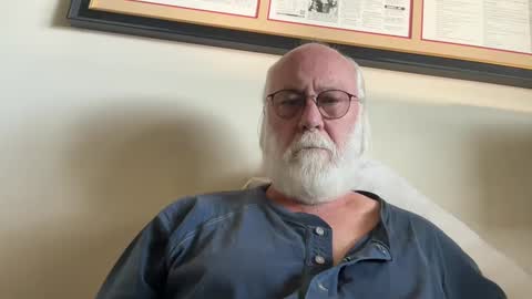 Snapshot of daddy341177 chatting on February 23, 5:36 pm daddy341177 online show from February 23, 5:36 pm