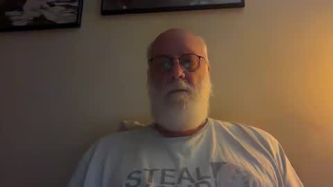 Snapshot of daddy341177 chatting on September 24, 12:14 pm daddy341177 online show from September 24, 12:14 pm