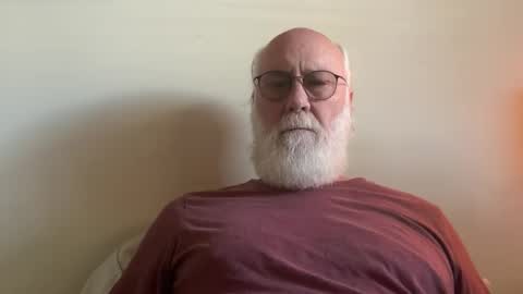 Snapshot of daddy341177 chatting on September 15, 12:02 am daddy341177 online show from September 15, 12:02 am