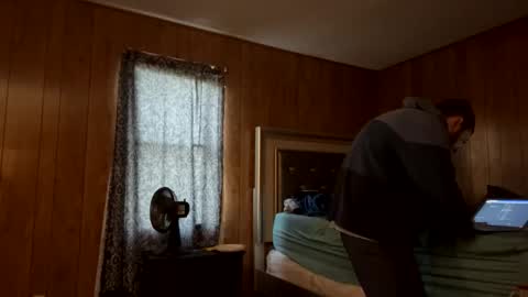 daddydic120402 online show from October 17, 1:04 pm