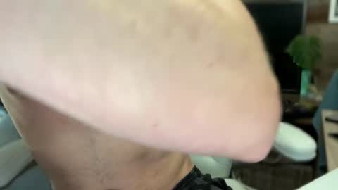 Leo online show from August 7, 10:49 pm