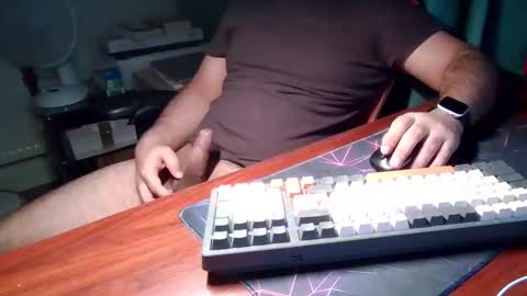 Snapshot of daddypimp3 chatting on September 15, 10:44 pm Paul online show from September 15, 10:44 pm