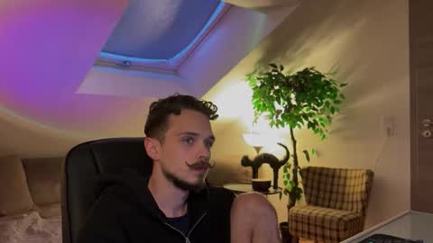 Daimon  online show from March 19, 5:16 pm