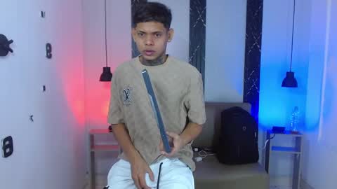 damar_felipe online show from November 11, 4:06 am
