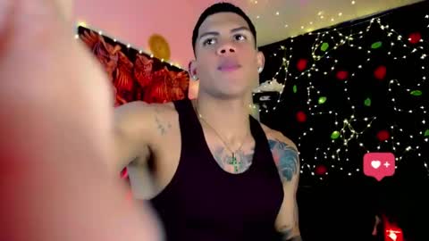 Snapshot of damian_latinxxx chatting on January 3, 2:54 am Damian online show from January 3, 2:54 am
