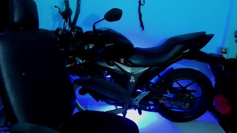 Damian torner online show from October 5, 8:07 am