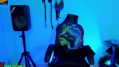 Damian torner online show from December 4, 7:59 am