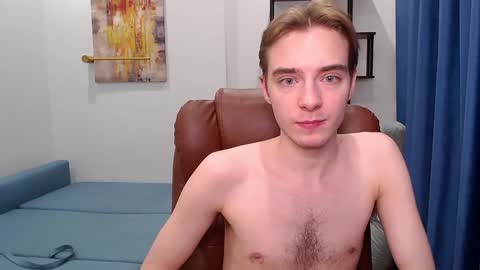 Snapshot of damiano_skinny chatting on December 14, 7:36 pm my show from 300-1000 UTC online show from December 14, 7:36 pm