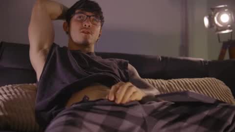 insta damn8   --------  online show from October 19, 10:35 pm